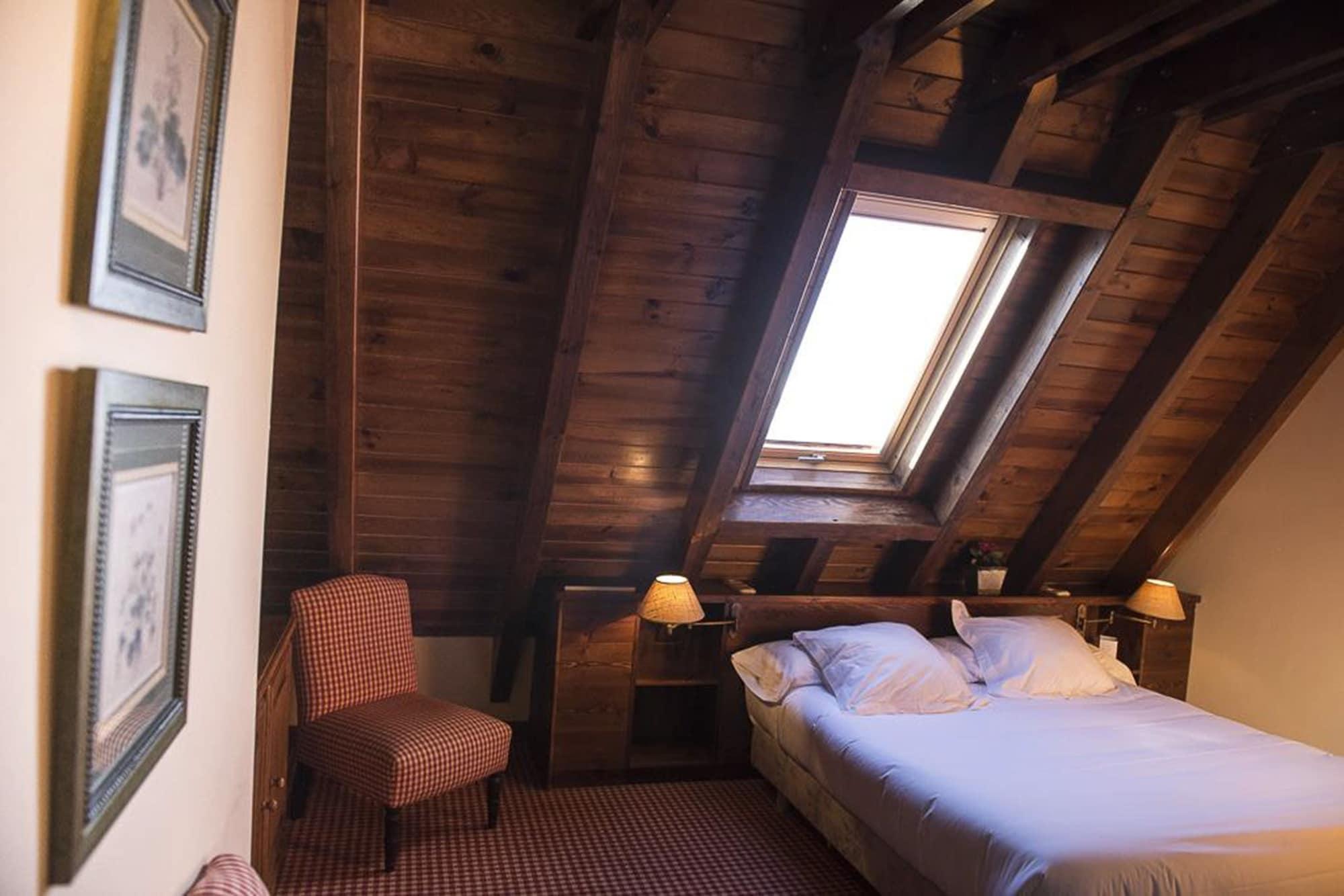 Hotel Chalet Bassibe Baqueira Beret Exterior photo